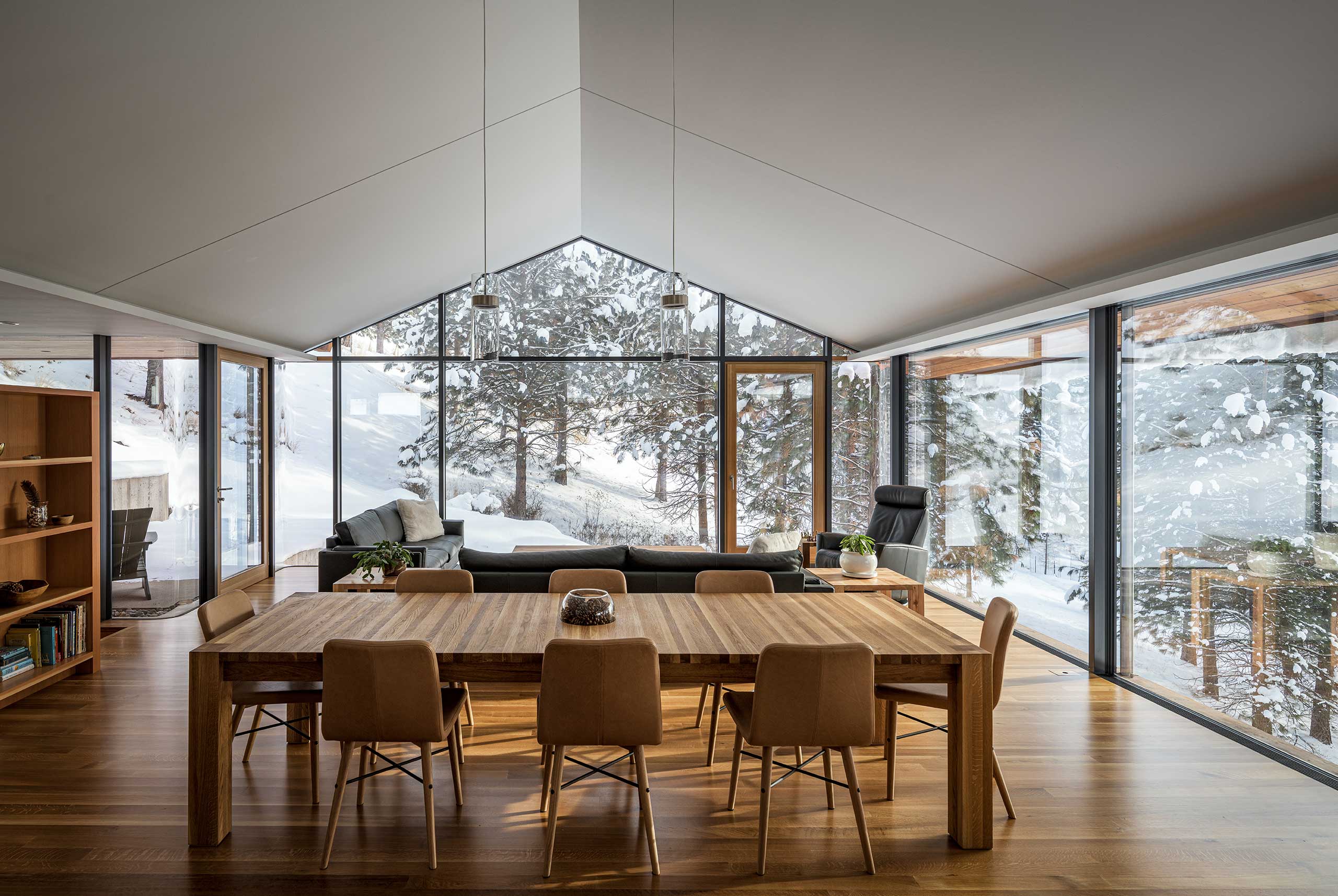 Living / Dining Above the Snow