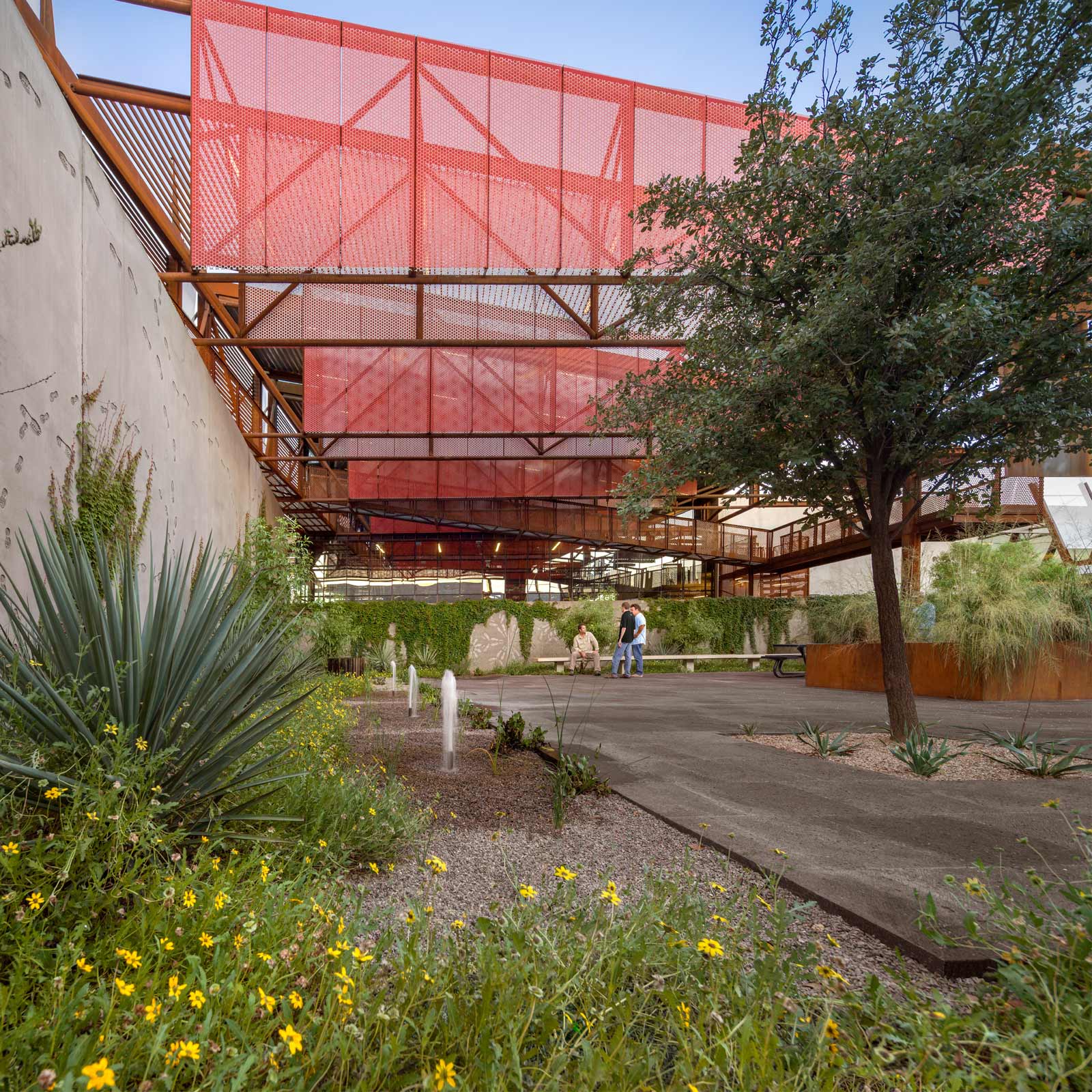 Mariposa Gardens