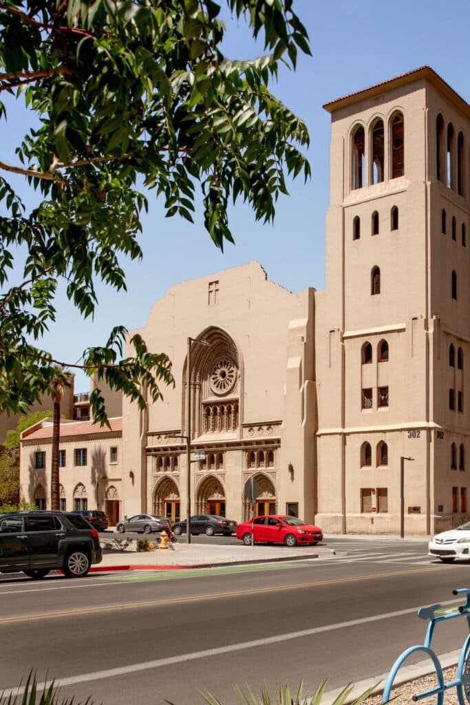 Monroe Street Abbey South and East Facades (Photo T24_8126)
